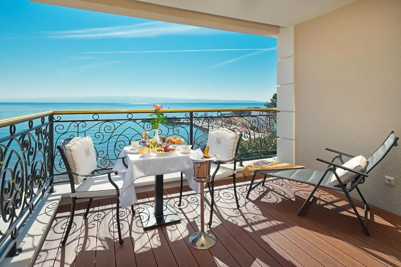 Hotel Villa Harmony Сплит 4*,  Хорватия